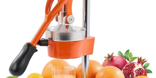 -Exprimidor de accionamiento manual -Pomo y prensador en acero inox -Estructura robusta en fundición de hierro -Tamaño del pomo 13cm -Dimensiones: 45 ancho x 28 Largo x 20 Alto cm Peso: 6kg