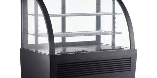 Vitrina fría de mesa negra ideal para panaderías, pastelerías, carnicerías y restaurantes. Mantén tus alimentos frescos, visibles y listos para la venta con un diseño elegante y eficiente. Perfecta para emprendedores y negocios de la industria alimentaria que buscan calidad, refrigeración y presentación profesional.